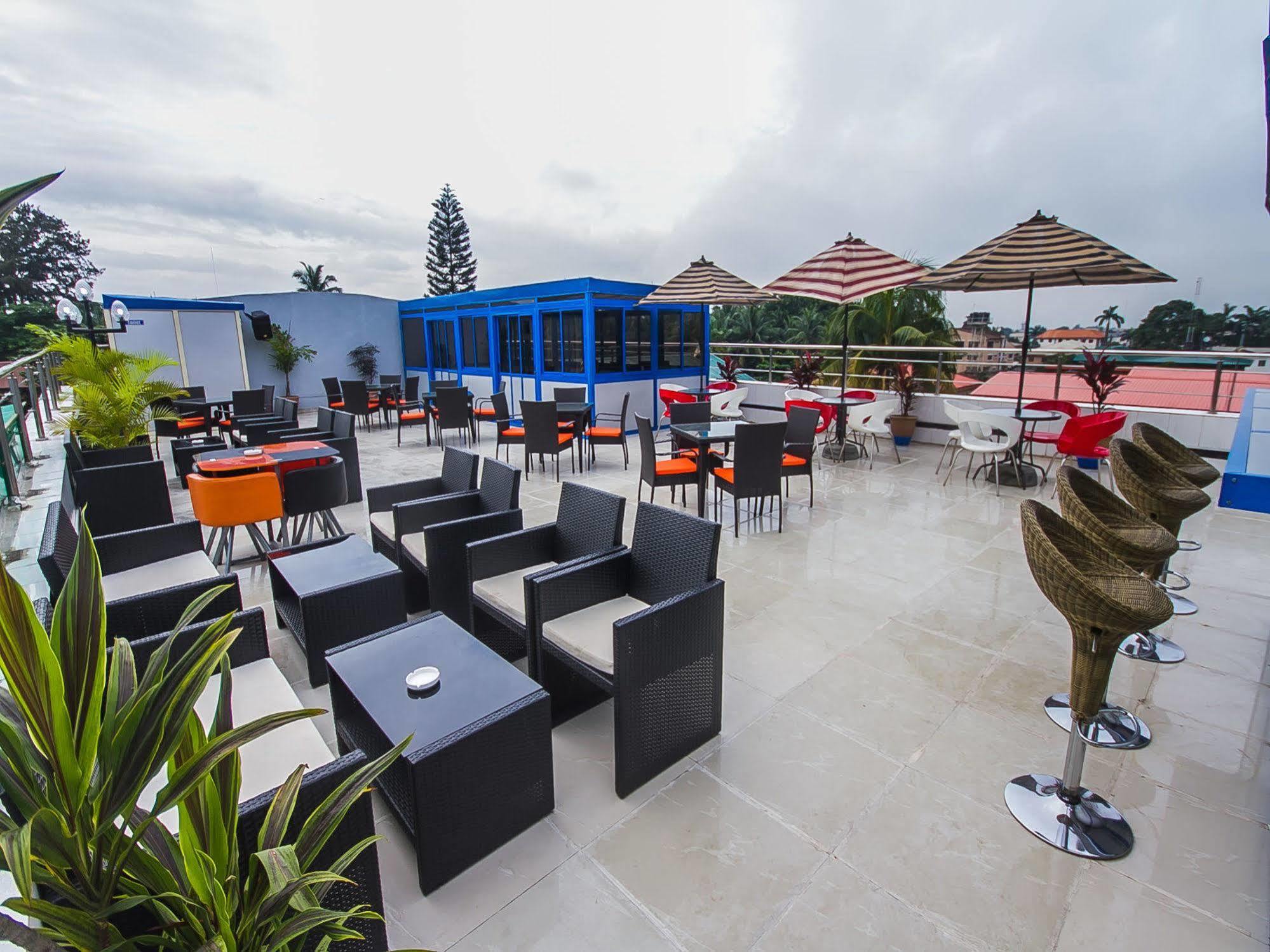 Golfview Suites & Conference Center Ikeja Exterior foto