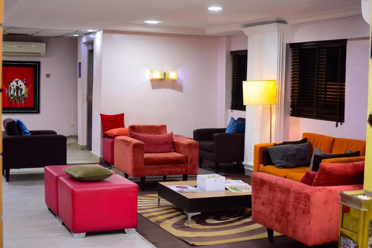 Golfview Suites & Conference Center Ikeja Exterior foto